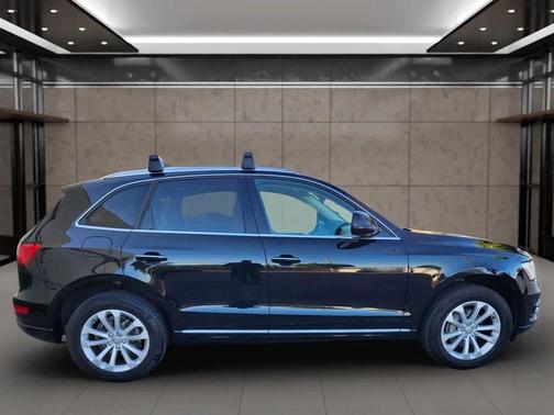 Black 2015 Audi Q5 2.0T Premium