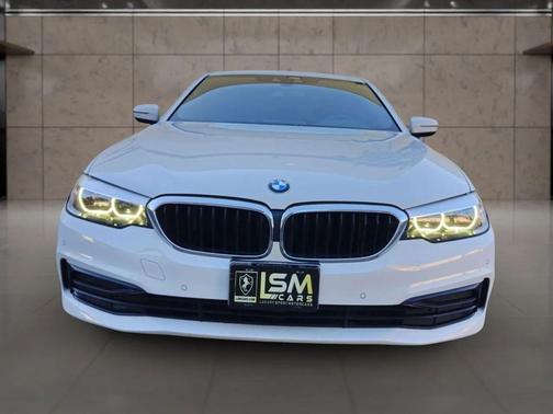 2019 BMW 530 530i