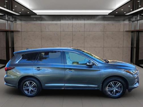 2018 INFINITI QX60 Base