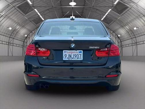 2012 BMW 328 328i