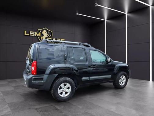 2011 Nissan Xterra S
