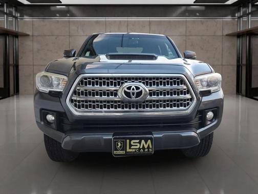 2016 Toyota Tacoma TRD Sport