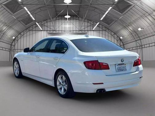2012 BMW 528 528i