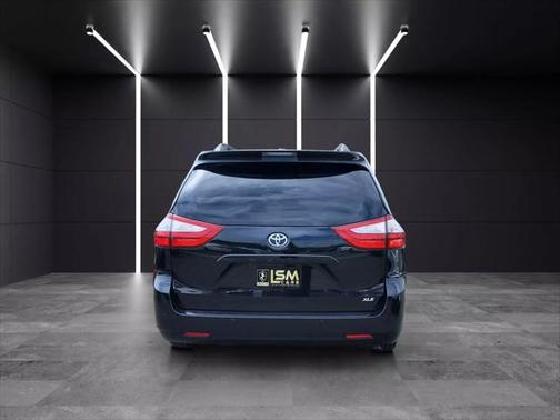 2015 Toyota Sienna XLE Premium