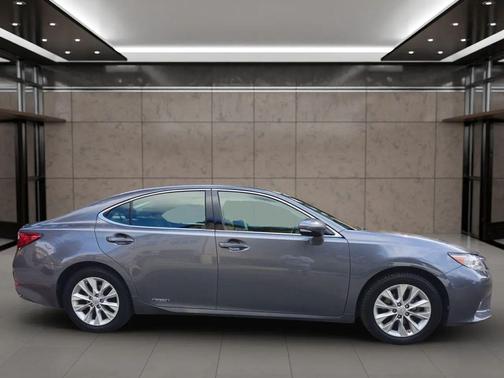 2014 Lexus ES 300h Base