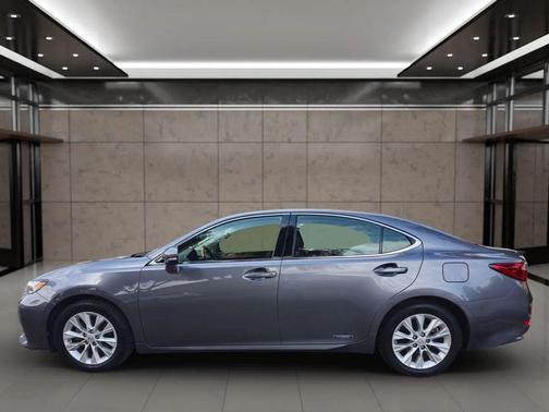 2014 Lexus ES 300h Base