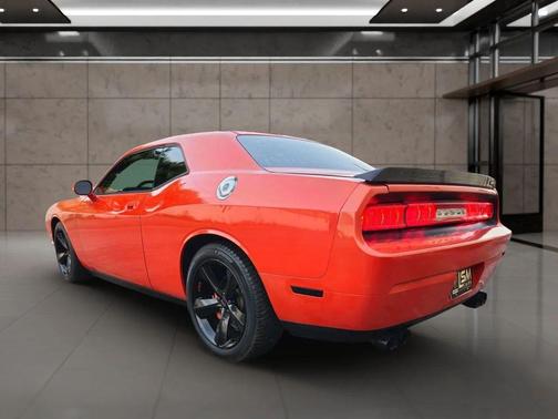 2008 Dodge Challenger SRT8