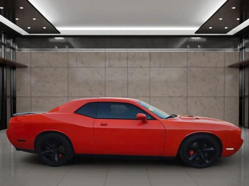 2008 Dodge Challenger SRT8