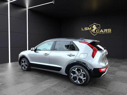 2023 Kia Niro Touring