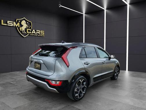 2023 Kia Niro Touring