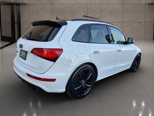 2017 Audi SQ5 3.0T Premium Plus