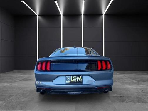 2022 Ford Mustang EcoBoost Premium