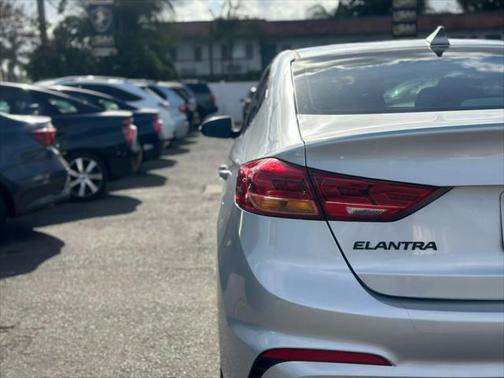 2018 Hyundai ELANTRA Sport