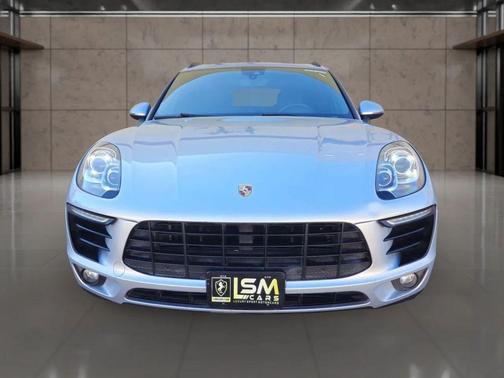 2018 Porsche Macan Sport Edition