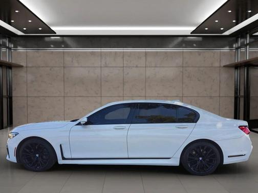 Alpine White 2020 BMW 740 740i