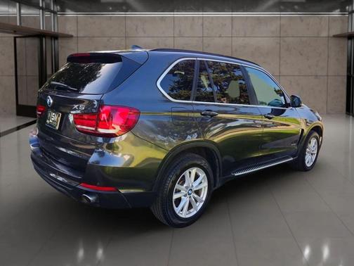 Space Gray Metallic 2015 BMW X5 xDrive35i