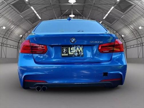 2018 BMW 330e iPerformance