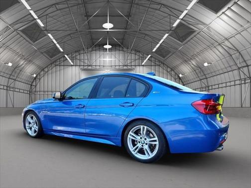 2018 BMW 330e iPerformance