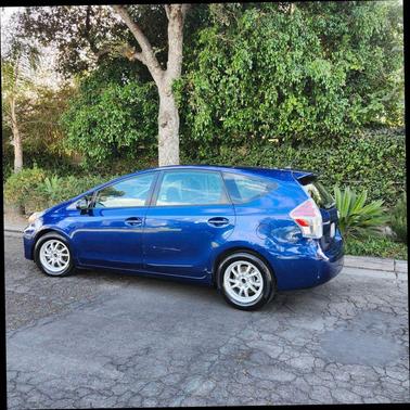 2017 Toyota Prius v Two