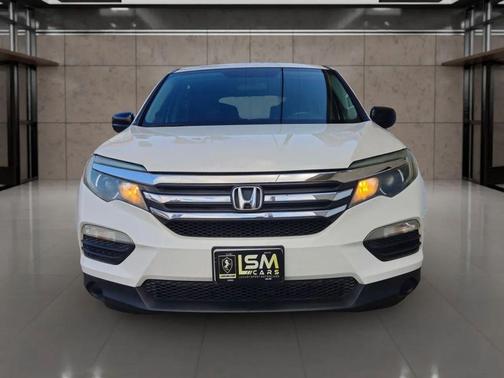 White Diamond Pearl 2018 Honda Pilot LX