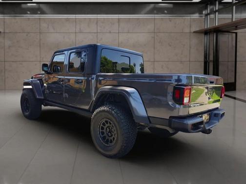 Granite Crystal Metallic Clearcoat 2021 Jeep Gladiator California Edition 4x4