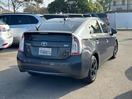 2014 Toyota Prius Three