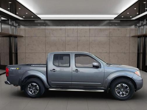 2017 Nissan Frontier PRO-4X