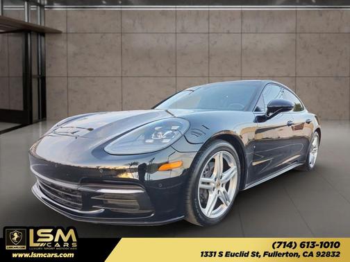 2018 Porsche Panamera 4