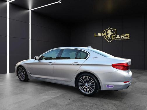 2019 BMW 530e iPerformance