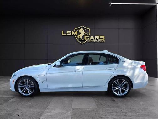2017 BMW 330e iPerformance