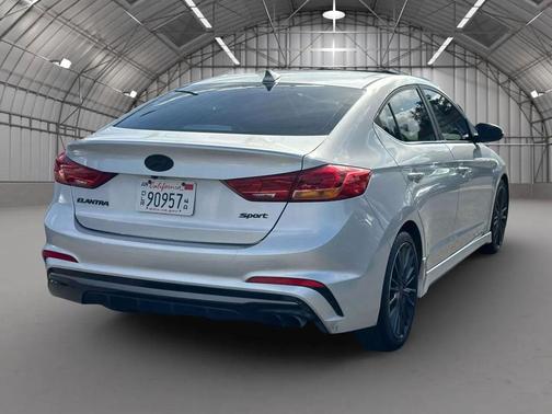 2018 Hyundai ELANTRA Sport