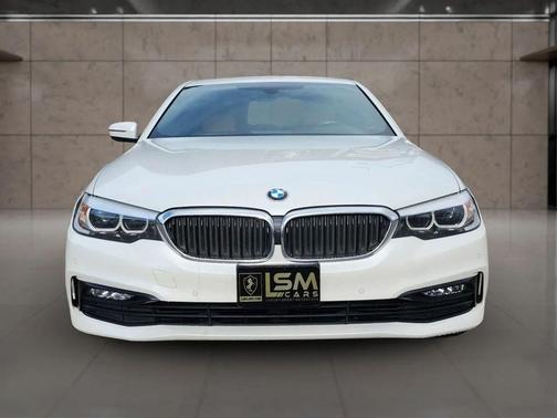 2018 BMW 530 530i