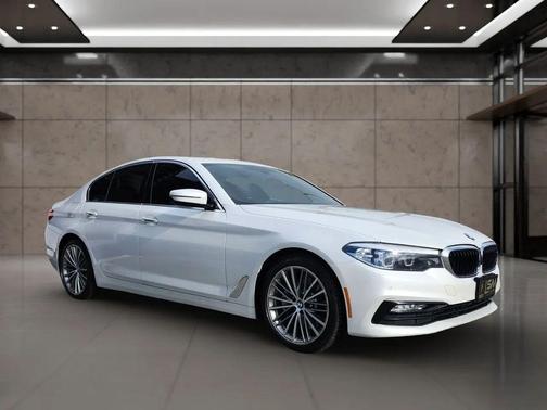 2018 BMW 530 530i