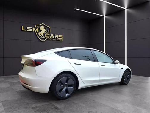 2023 Tesla Model 3 Standard Range
