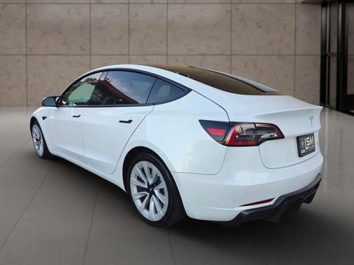 Pearl White Multi-Coat 2021 Tesla Model 3 Long Range