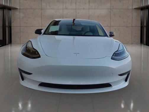 Pearl White Multi-Coat 2021 Tesla Model 3 Long Range