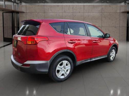 2013 Toyota RAV4 LE