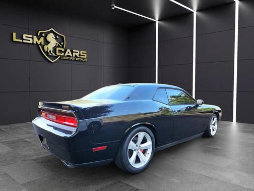2008 Dodge Challenger SRT8