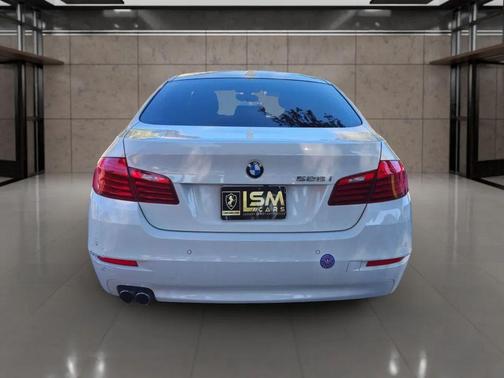 2016 BMW 528 528i
