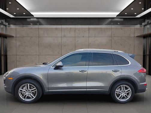 2016 Porsche Cayenne Cayenne