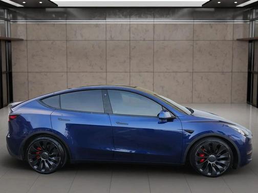 2022 Tesla Model Y Performance Dual Motor All-Wheel Drive