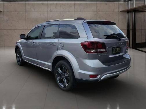 2020 Dodge Journey Crossroad