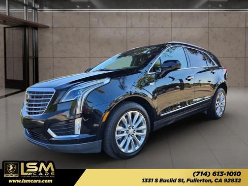 Stellar Black Metallic 2017 Cadillac XT5 Platinum