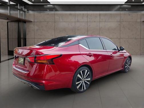 2019 Nissan Altima 2.5 SR