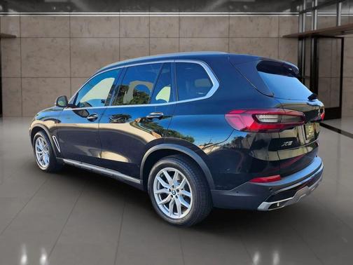 Jet Black 2019 BMW X5 xDrive40i