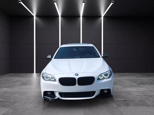 2016 BMW 528 528i
