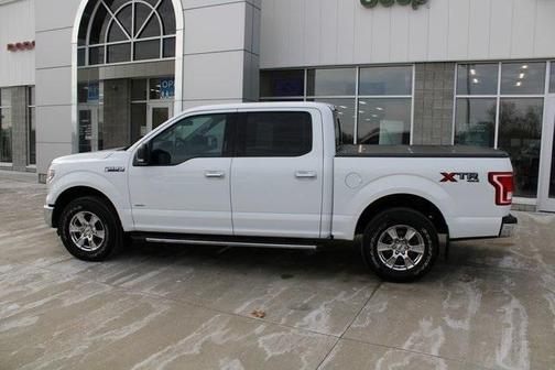 Photo 3 of 50 of 2016 Ford F-150 XLT