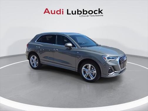 2022 Audi Q3 Premium Plus 45 TFSI S line quattro Tiptronic