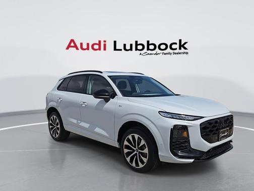 Glacier White Metallic 2026 Audi Q3 S line