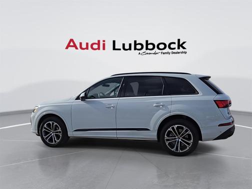 2025 Audi Q7 45 Premium